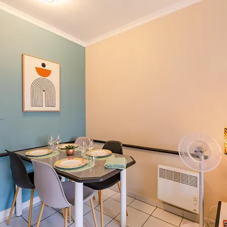 Daire Le Village De Cap Esterel - Maeva - Climatise 5 Personnes - Confort Mae-8331 *